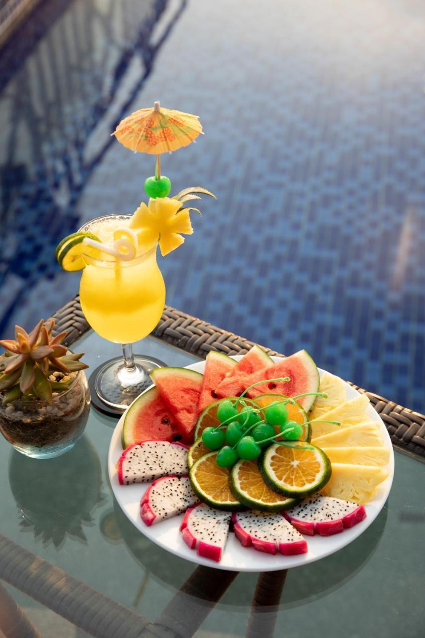 Sea Queen Hotel Da Nang Exteriör bild